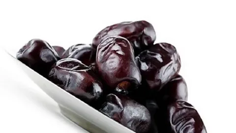 تصویر 1 از خرما مضافتی شیره دار با طعم غنی و طبیعی